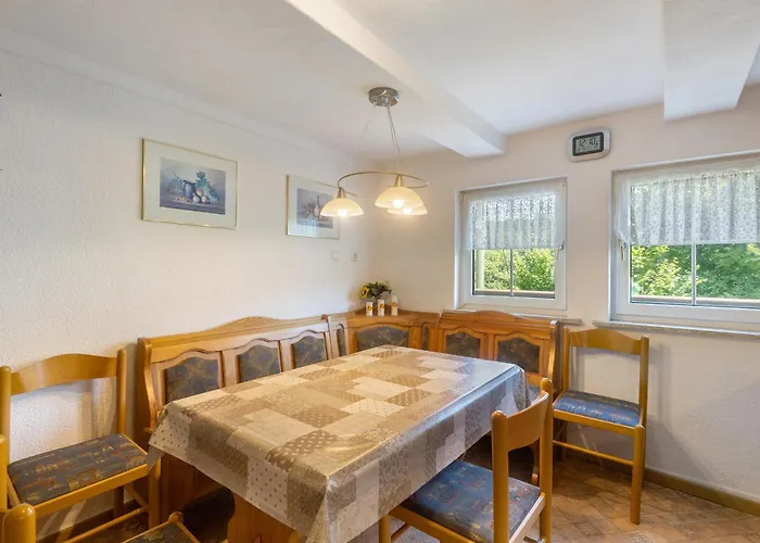 アパート Demberg *