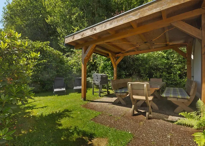 Demberg アパート シュマレンベルク